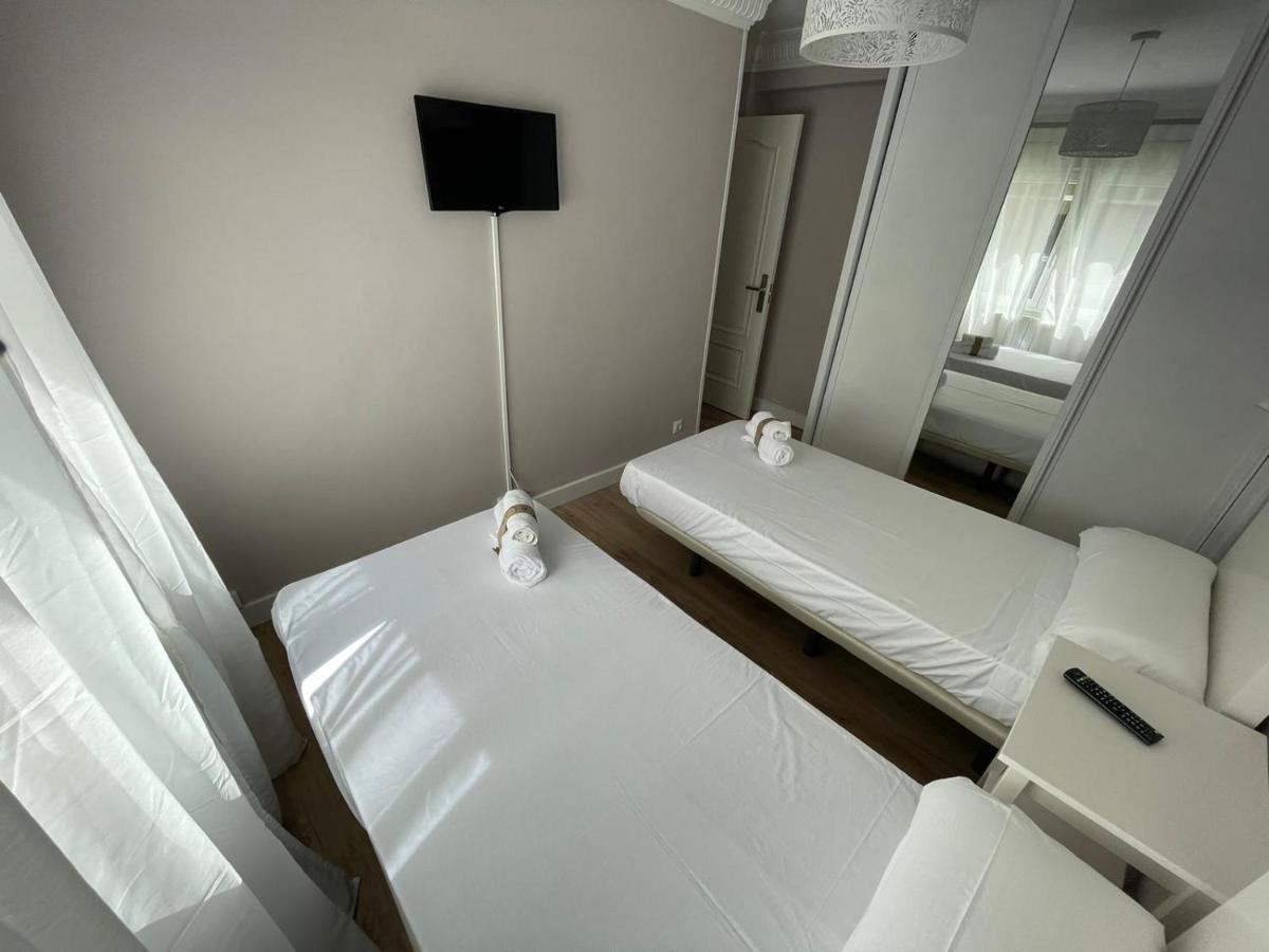 Alameda Apartament Center Santander Exterior photo